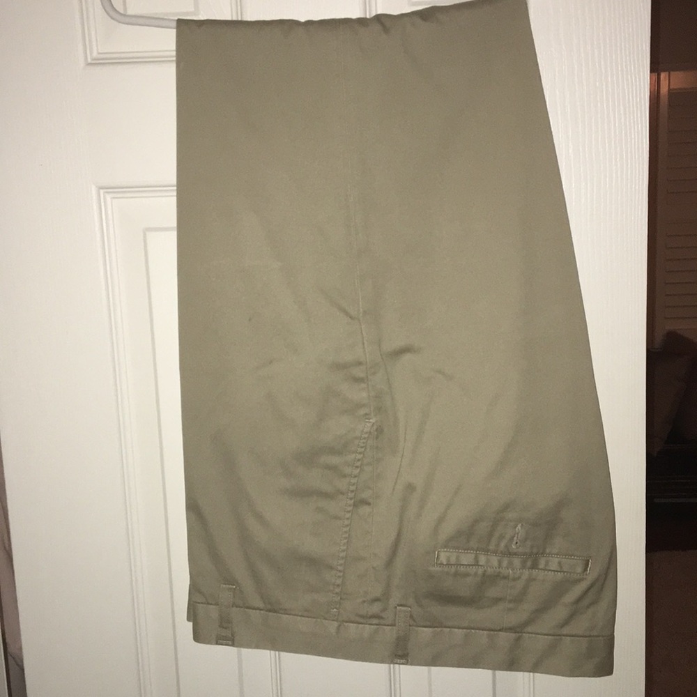 Apt 9 khaki men’s pants